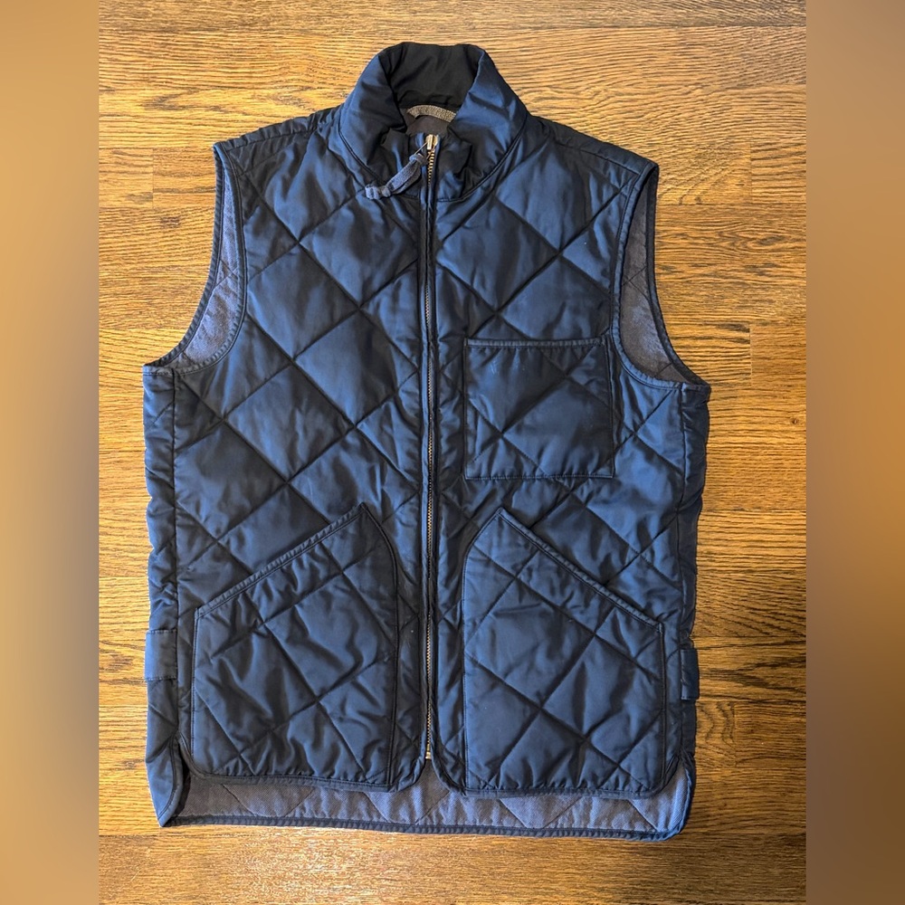 J. Crew Men’s Navy Quilted Vest